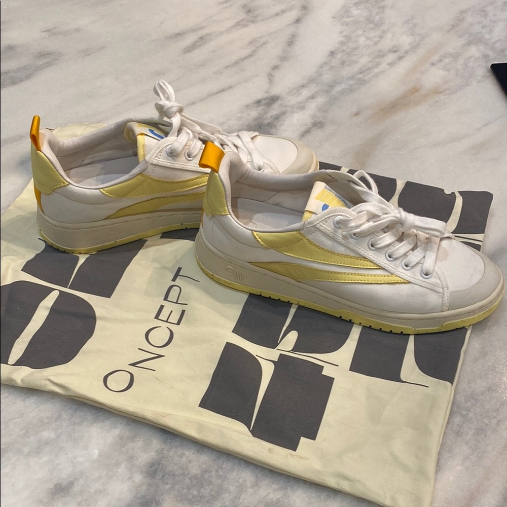 ONCEPT Women's White and Yellow Sneakers